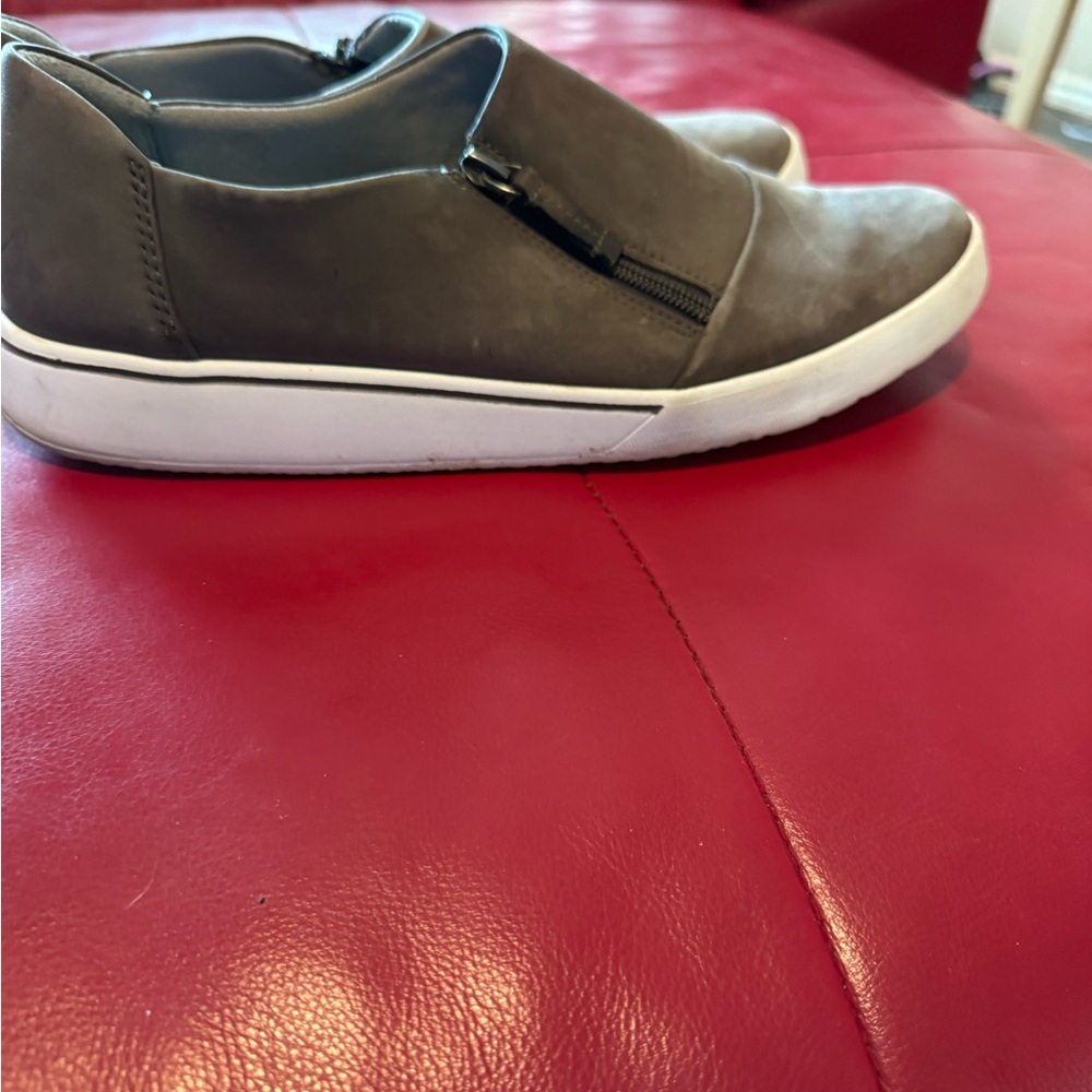 Clarks Tan Women's Slip-On sued